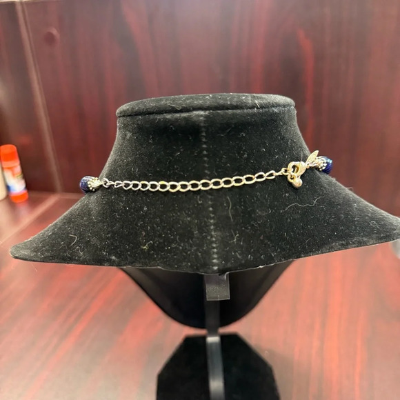 Avon Blue Cat’s eye and Silvertone  beaded Necklace with Statement Design NIB - Picture 6 of 7